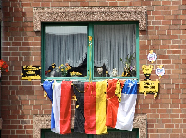 通过分析其 通过分析其